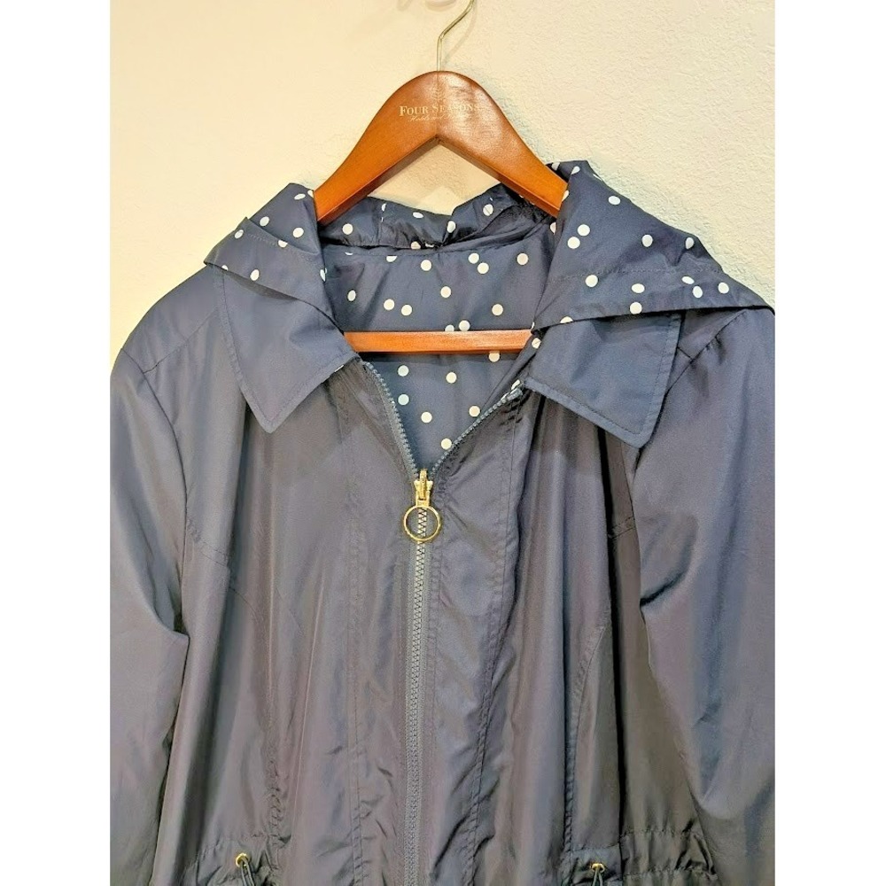 Isaac Mizrahi Live! Polka Dot/Navy Reversible Rain Jacket Hood Women's Size 1X - Picture 5 of 7